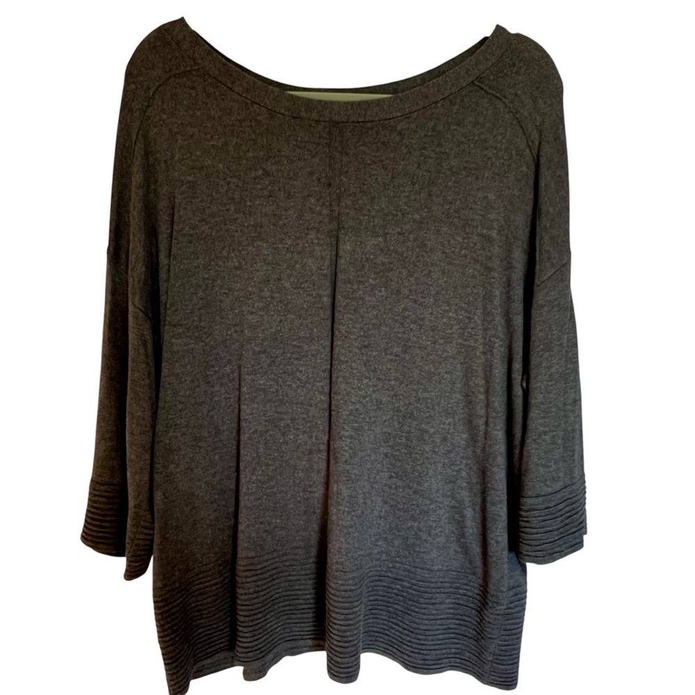 CYRUS Charcoal Gray Womens Size 1X Plus Knit Top Sweater-Dolman Sleeves-Soft‎